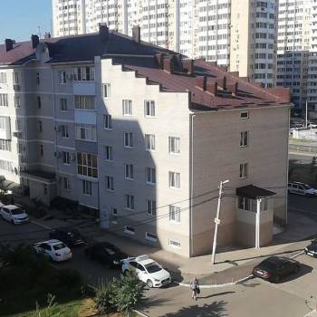 Продается 1-комнатная квартира, 41 м²
