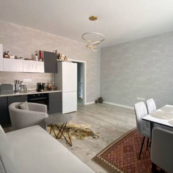 Продается 1-комнатная квартира, 43,3 м²