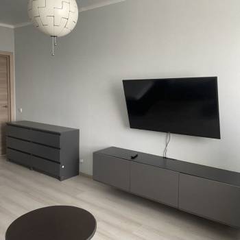 Сдается 1-комнатная квартира, 42,7 м²