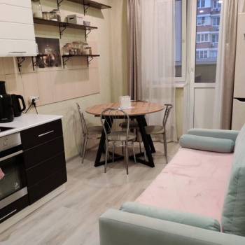 Сдается 1-комнатная квартира, 46 м²