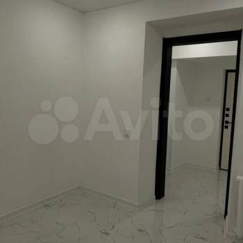 Продается Многокомнатная квартира, 106 м²