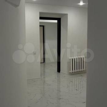 Продается Многокомнатная квартира, 106 м²
