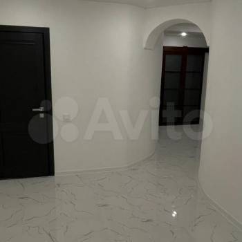 Продается Многокомнатная квартира, 106 м²