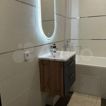 Продается Многокомнатная квартира, 106 м²