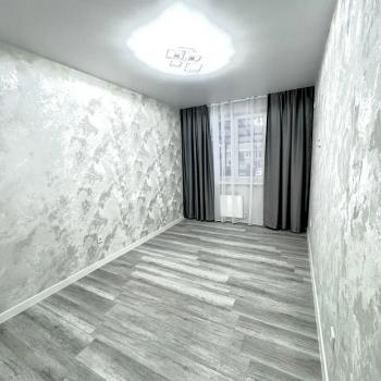 Продается 1-комнатная квартира, 37 м²