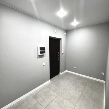 Продается 1-комнатная квартира, 37 м²