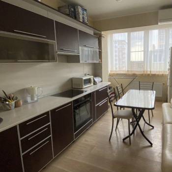 Продается 2-х комнатная квартира, 58 м²