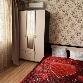 Сдается 1-комнатная квартира, 42 м²