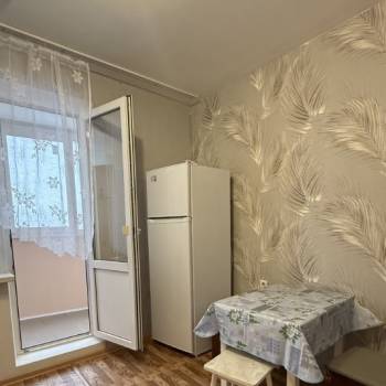 Сдается 1-комнатная квартира, 39 м²