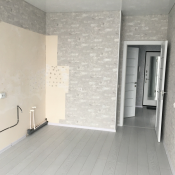 Продается 1-комнатная квартира, 42 м²