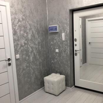 Продается 1-комнатная квартира, 42 м²