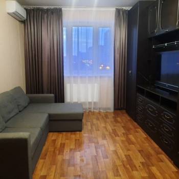 Сдается 2-х комнатная квартира, 62 м²