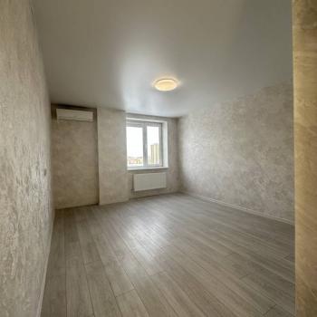 Продается 1-комнатная квартира, 41 м²