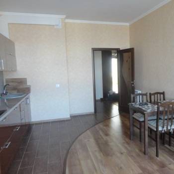 Сдается 2-х комнатная квартира, 87 м²