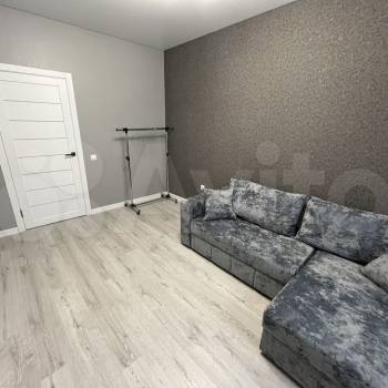 Сдается 1-комнатная квартира, 40 м²