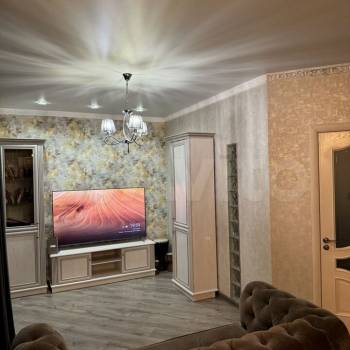 Продается 1-комнатная квартира, 55 м²