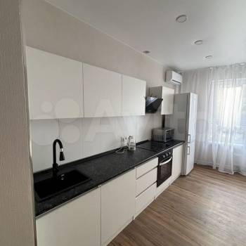 Сдается 1-комнатная квартира, 47 м²
