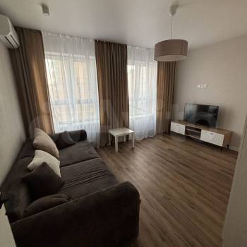 Сдается 1-комнатная квартира, 47 м²