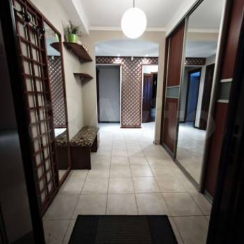 Сдается 2-х комнатная квартира, 72 м²