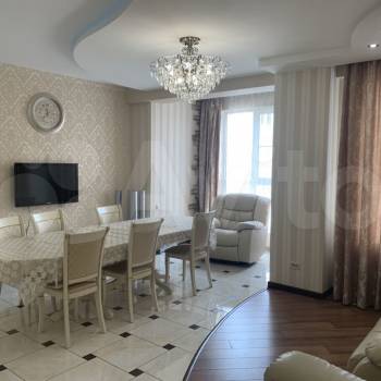 Сдается Многокомнатная квартира, 100 м²