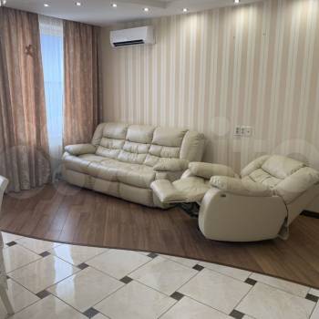 Сдается Многокомнатная квартира, 100 м²