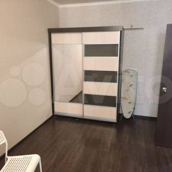 Сдается 1-комнатная квартира, 36 м²