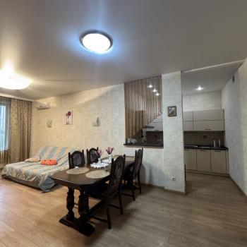 Сдается 2-х комнатная квартира, 65 м²