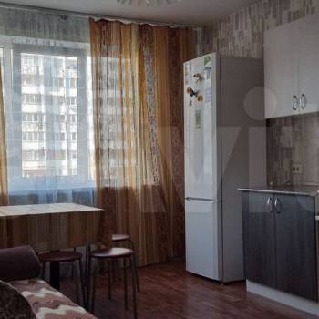 Сдается 2-х комнатная квартира, 65 м²