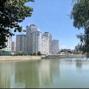 Сдается 1-комнатная квартира, 52,3 м²