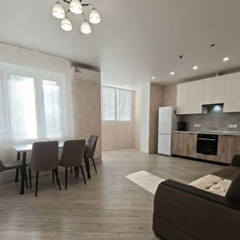 Сдается 2-х комнатная квартира, 63,7 м²