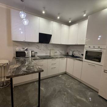 Сдается 2-х комнатная квартира, 64 м²