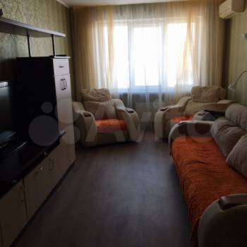 Сдается 1-комнатная квартира, 50 м²