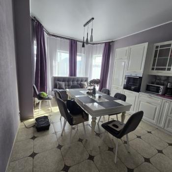 Продается Дом, 243 м²