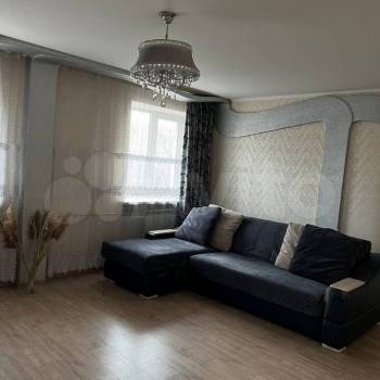 Сдается 1-комнатная квартира, 60 м²