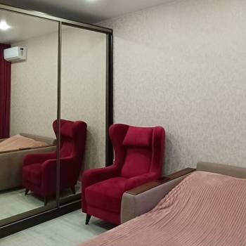 Продается 1-комнатная квартира, 35 м²