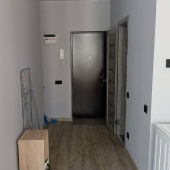 Продается 1-комнатная квартира, 42 м²