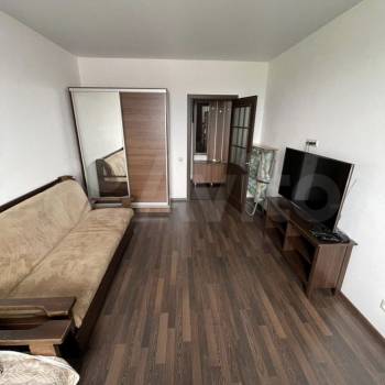 Сдается 1-комнатная квартира, 43 м²