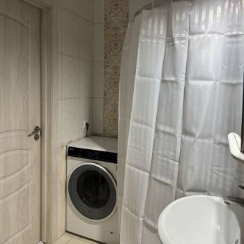 Продается 1-комнатная квартира, 37 м²