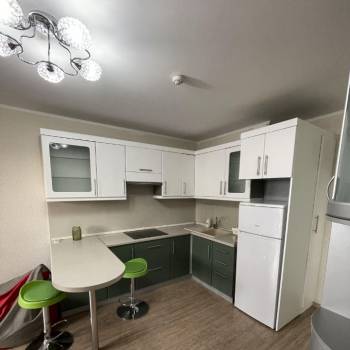 Продается 1-комнатная квартира, 37,5 м²