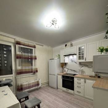 Продается 1-комнатная квартира, 37,8 м²