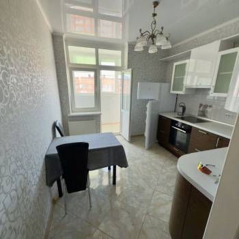 Сдается 1-комнатная квартира, 45 м²