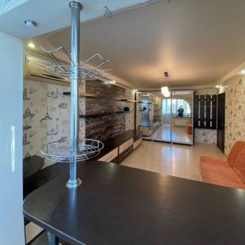 Сдается 1-комнатная квартира, 40 м²