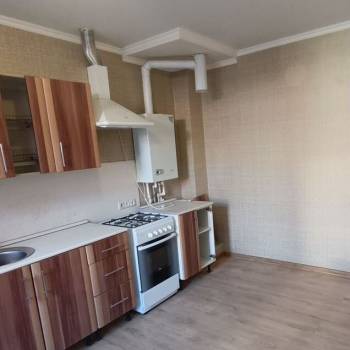 Продается 1-комнатная квартира, 42,8 м²
