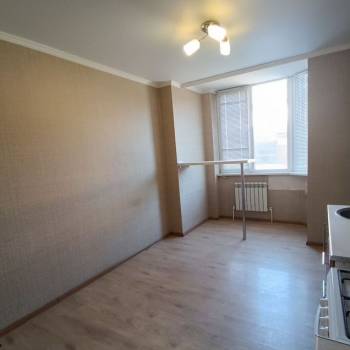 Продается 1-комнатная квартира, 42,8 м²