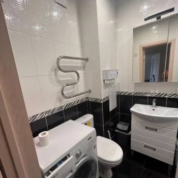 Продается 1-комнатная квартира, 37 м²