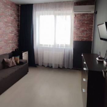 Продается 1-комнатная квартира, 32 м²