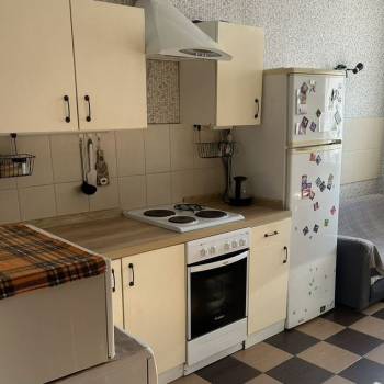 Сдается 1-комнатная квартира, 39 м²