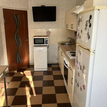 Сдается 1-комнатная квартира, 39 м²