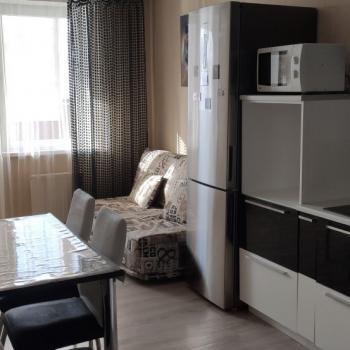 Сдается 1-комнатная квартира, 42 м²