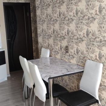 Сдается 1-комнатная квартира, 42 м²